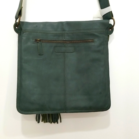 Leather green boho crossbody fringed flap purse NWOT - Picture 3 of 9